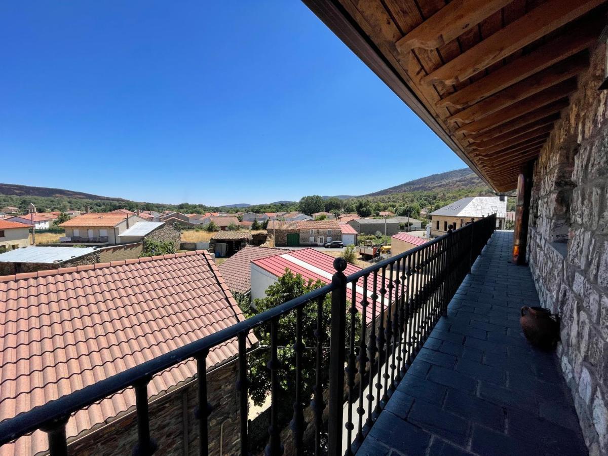 Hotel La Guarida De La Lleira Ferreras de Arriba Esterno foto