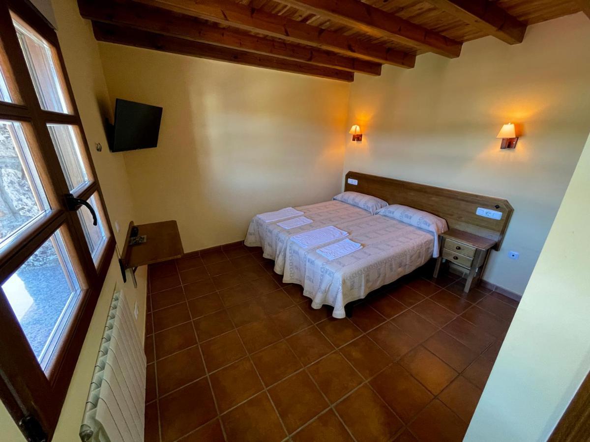 Hotel La Guarida De La Lleira Ferreras de Arriba Esterno foto