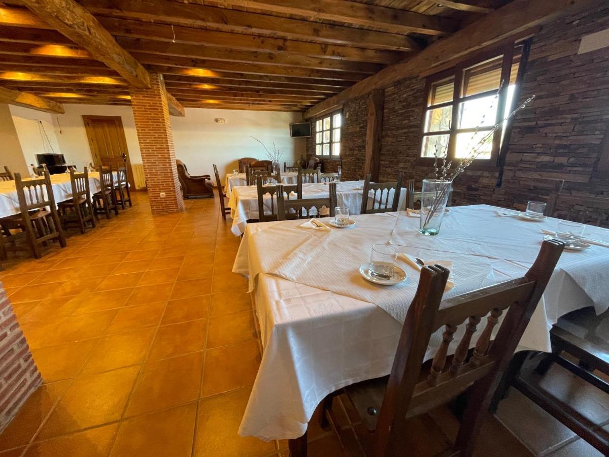 Hotel La Guarida De La Lleira Ferreras de Arriba Esterno foto