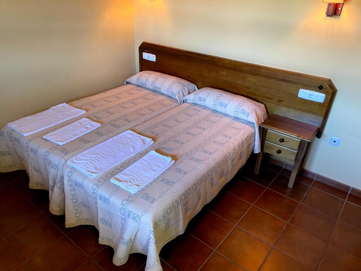Hotel La Guarida De La Lleira Ferreras de Arriba Esterno foto