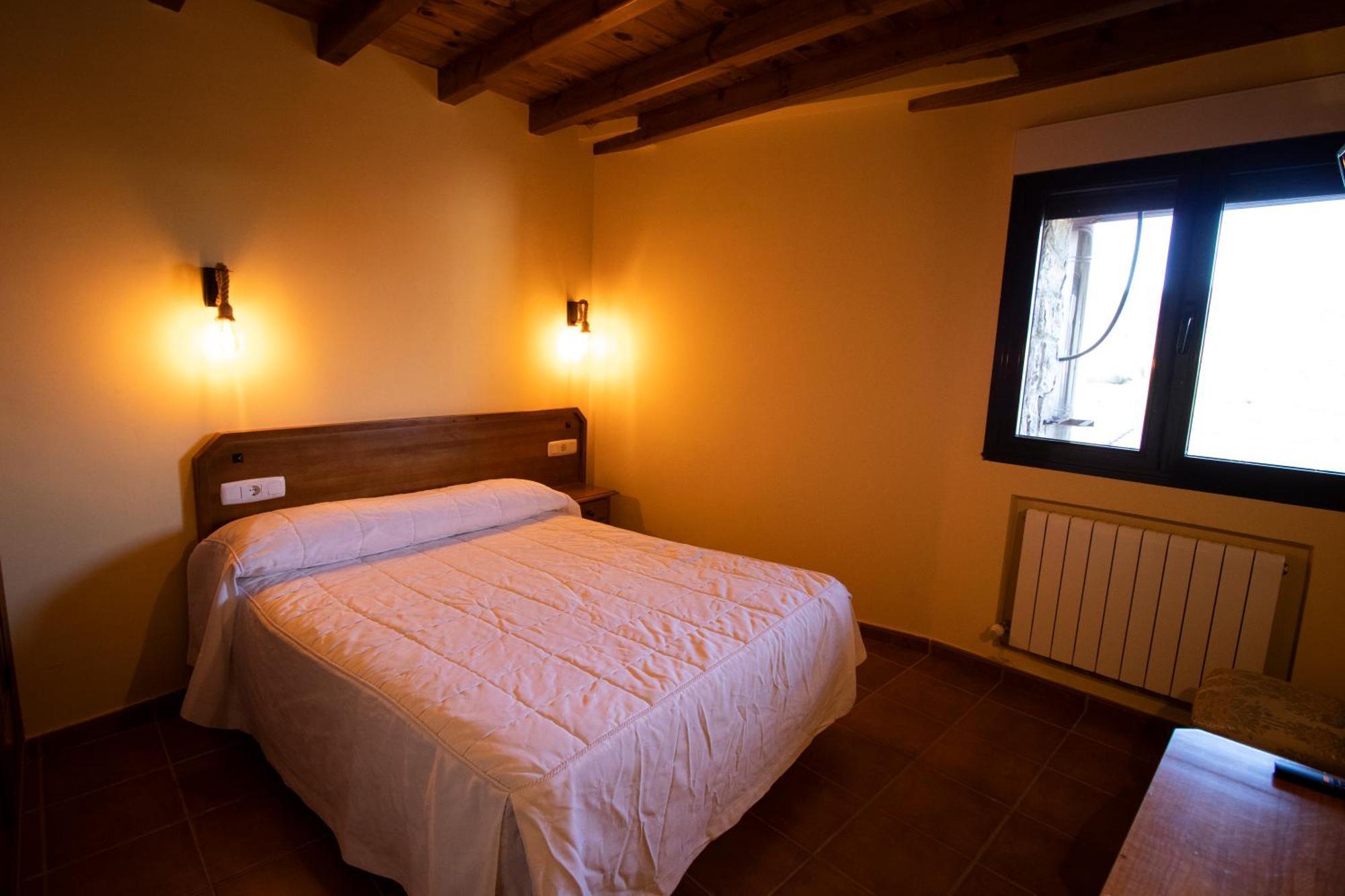 Hotel La Guarida De La Lleira Ferreras de Arriba Esterno foto