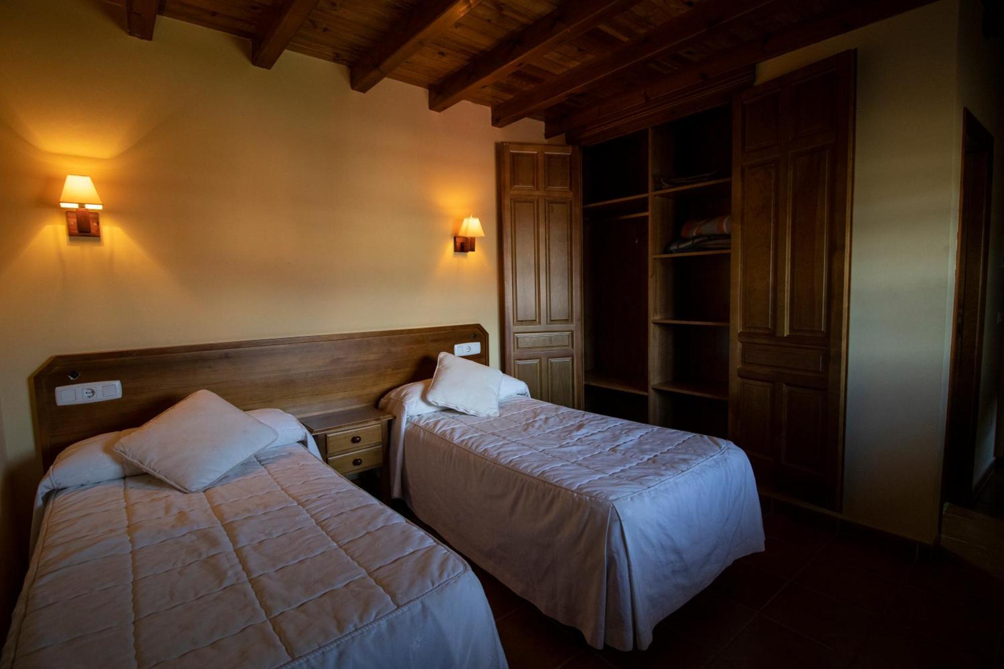 Hotel La Guarida De La Lleira Ferreras de Arriba Esterno foto