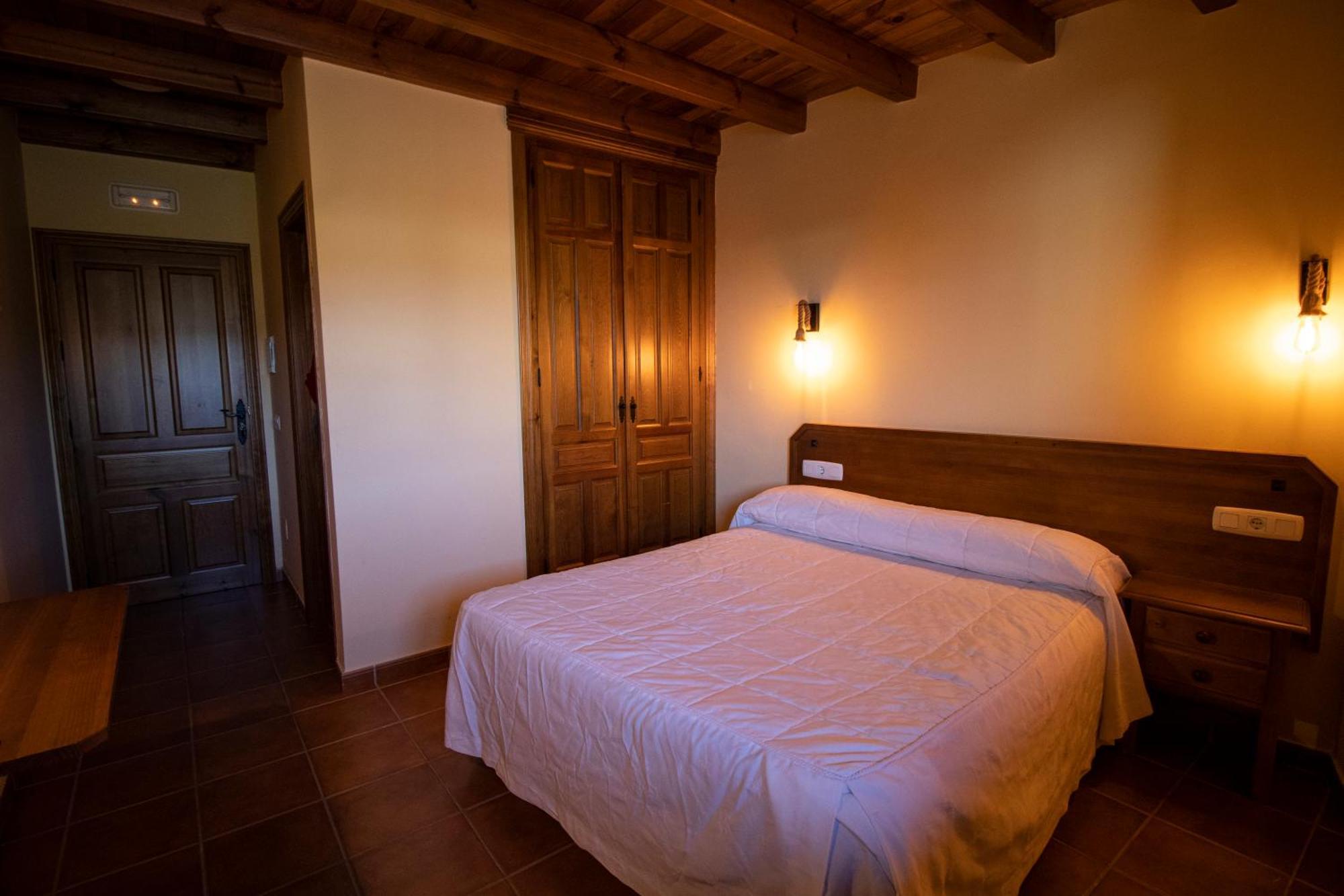 Hotel La Guarida De La Lleira Ferreras de Arriba Esterno foto